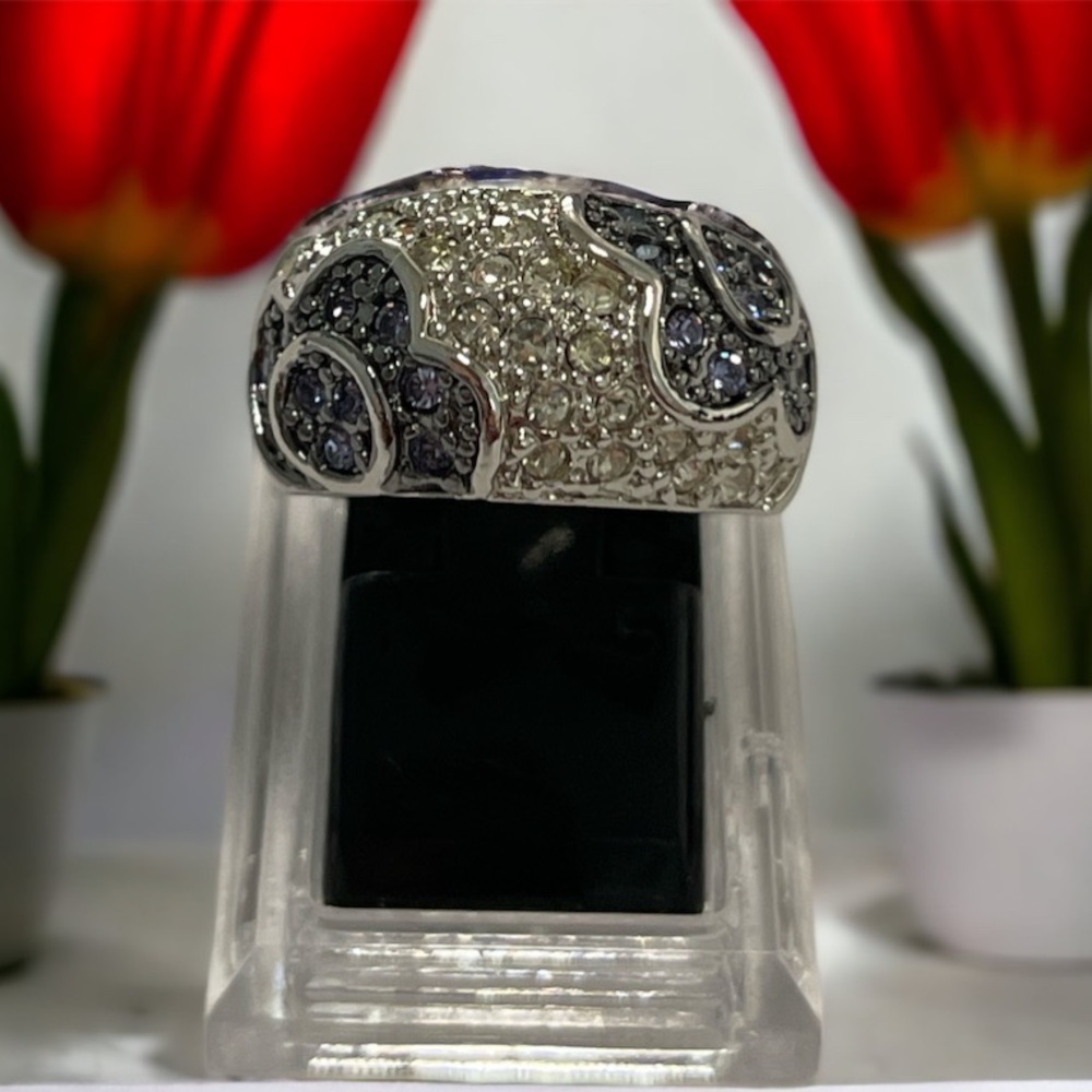 Vintage Floral Ring